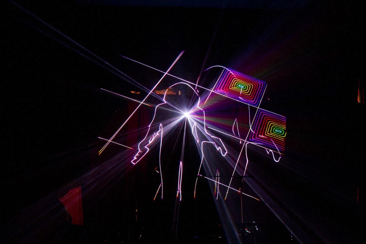 Laserus