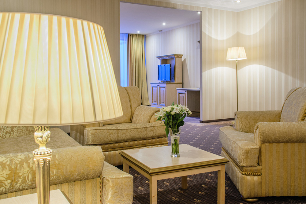 SK Royal Hotel Moscow 4* — кадр 4 из 80