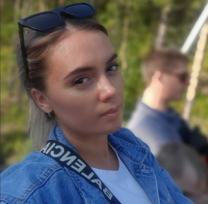 Надюша Антонова