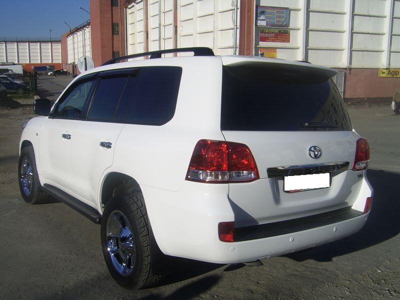 Toyota Land Cruiser 200