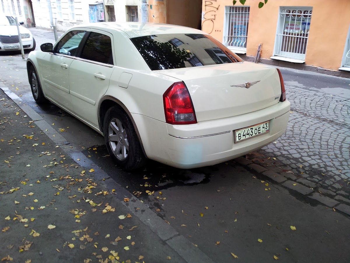 Chrysler C300