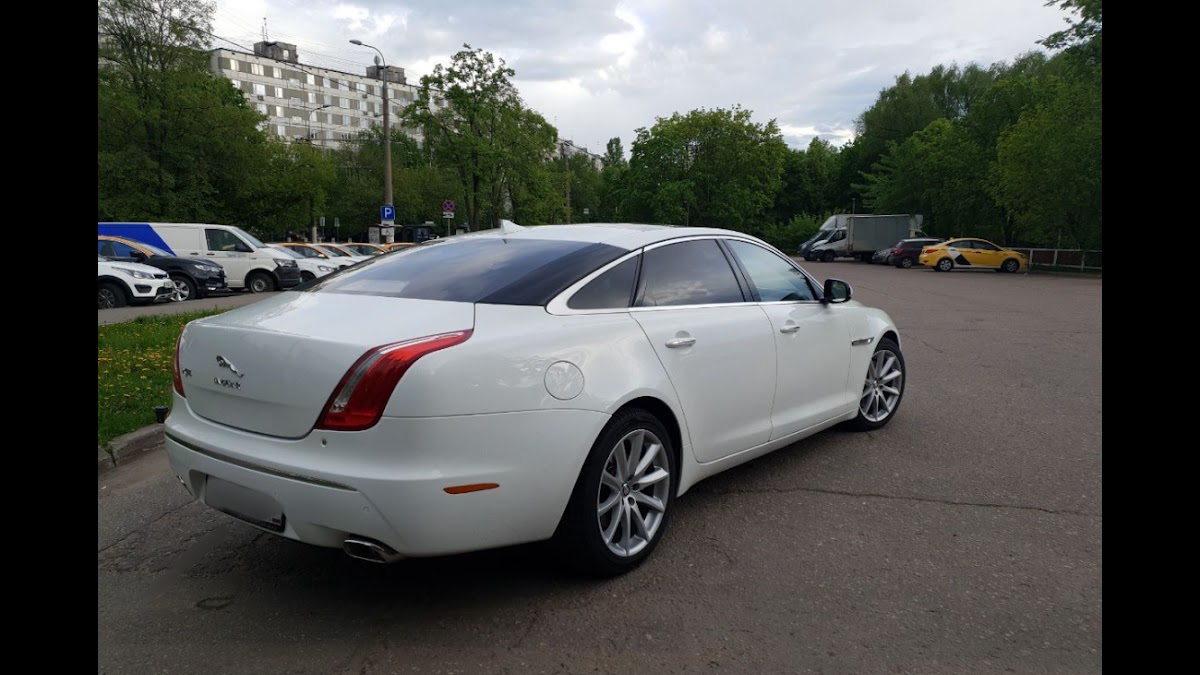 Ягуар XJ Long салон светлый