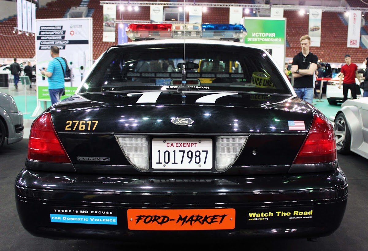 Ford Crown Victoria