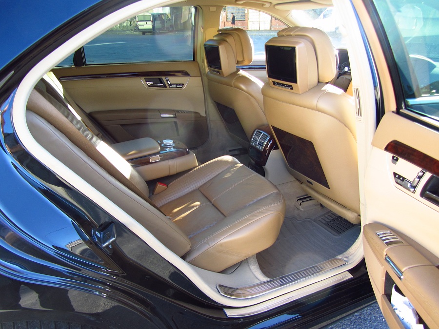 Mercedes-Benz S221