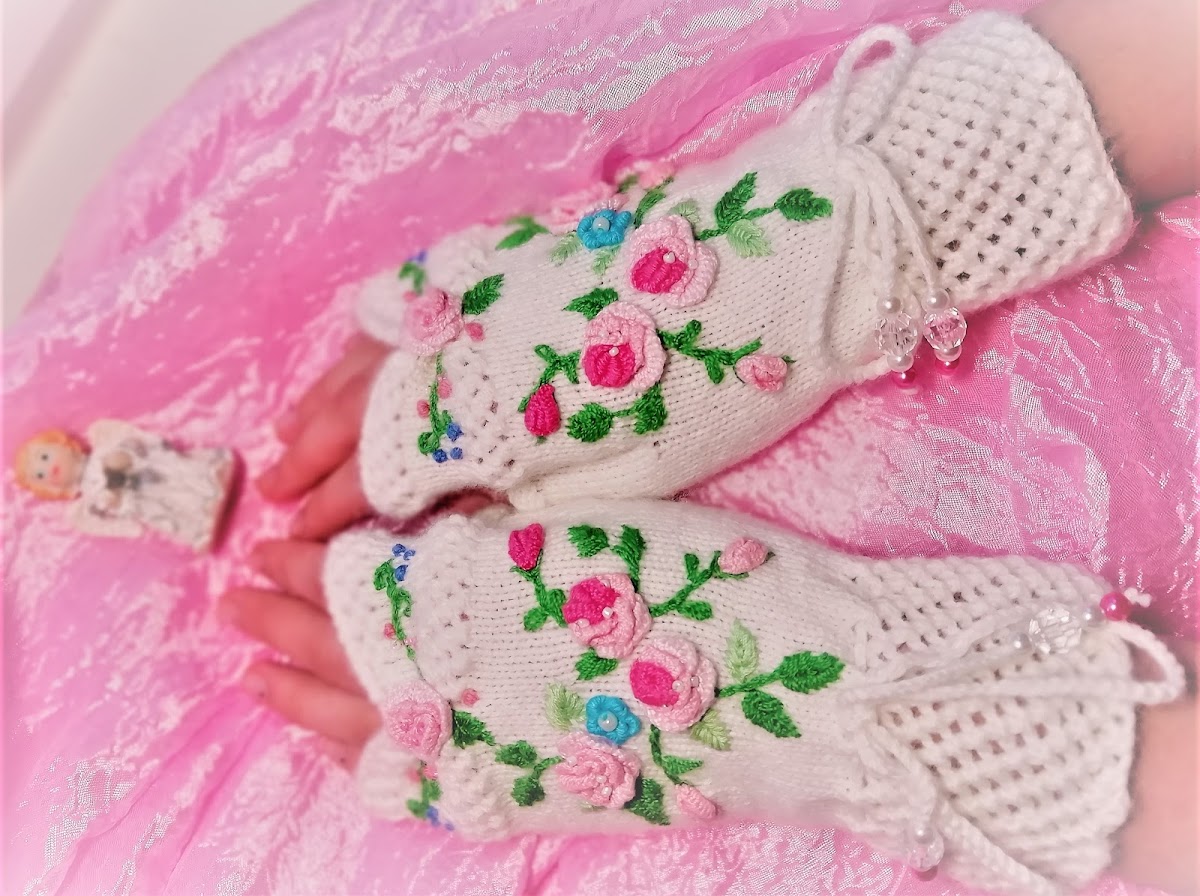 Митенки , перчатки, варежки .