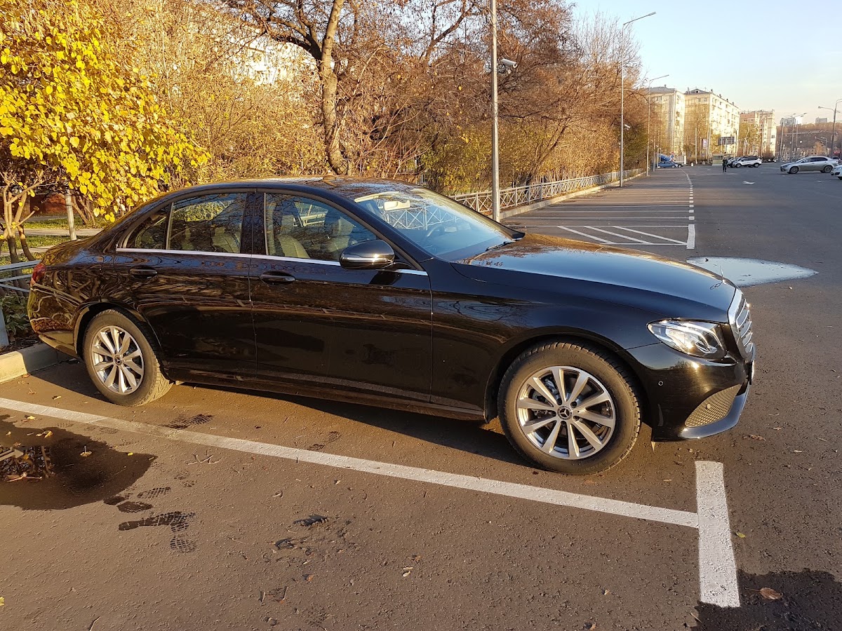 Mercedes-Benz E200 — кадр 4 из 10