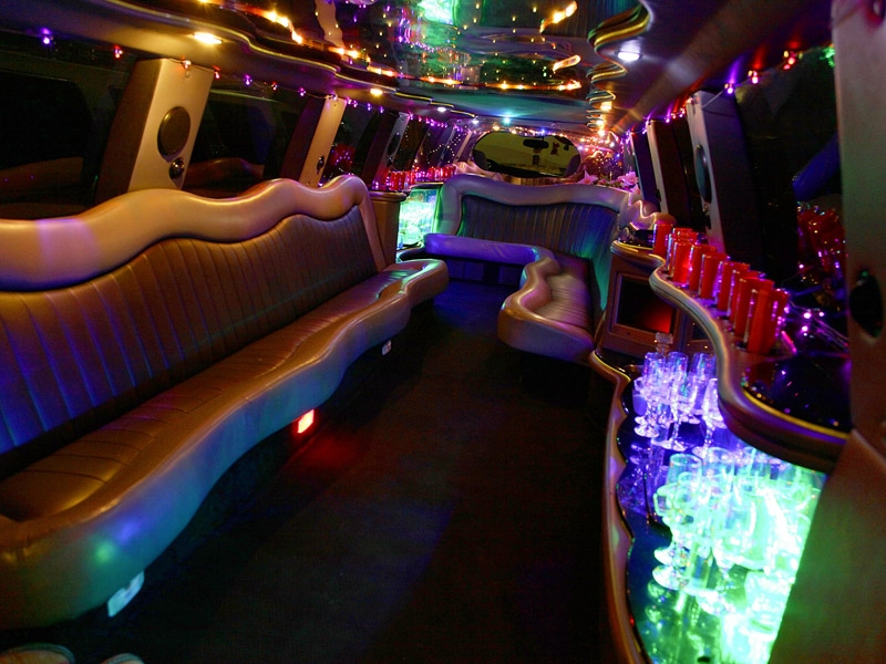 Ford Excursion — кадр 3 из 11