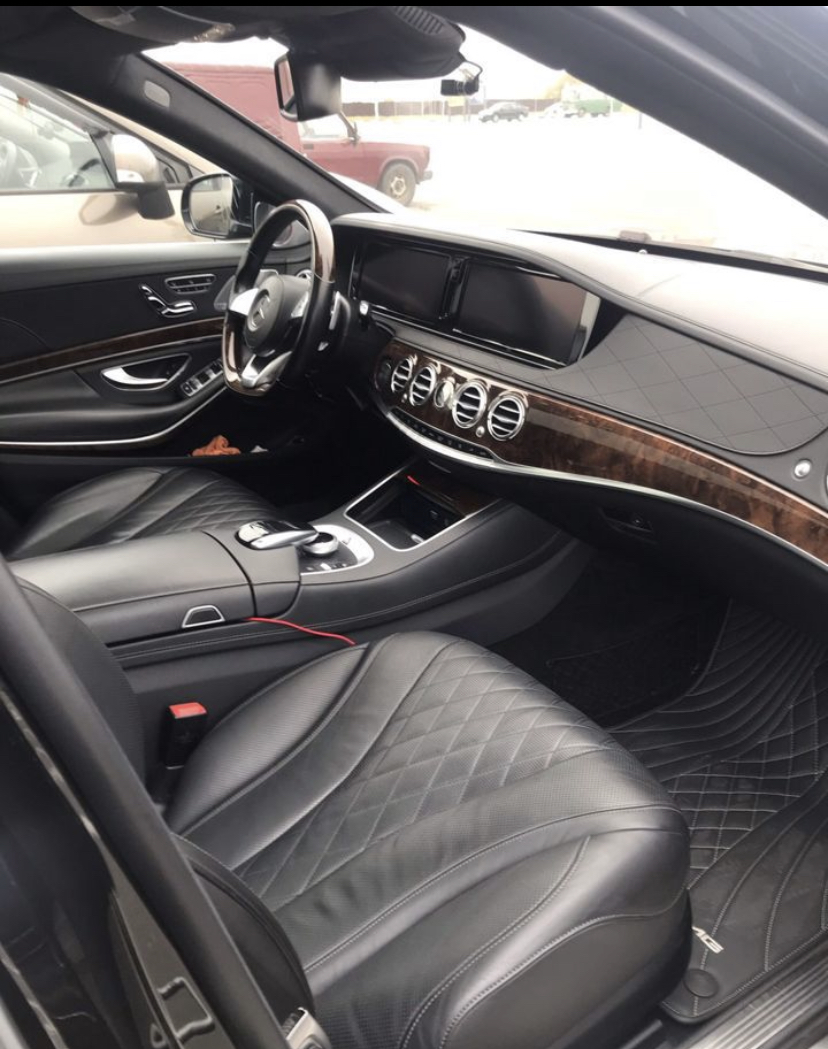 Mersedes-Benz S-Class W222