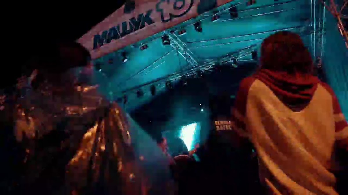 Видео