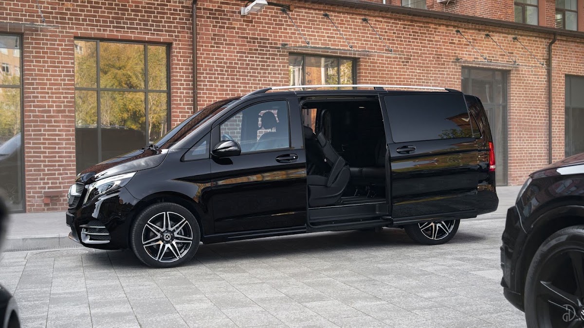 Mercedes V-class — кадр 4 из 24