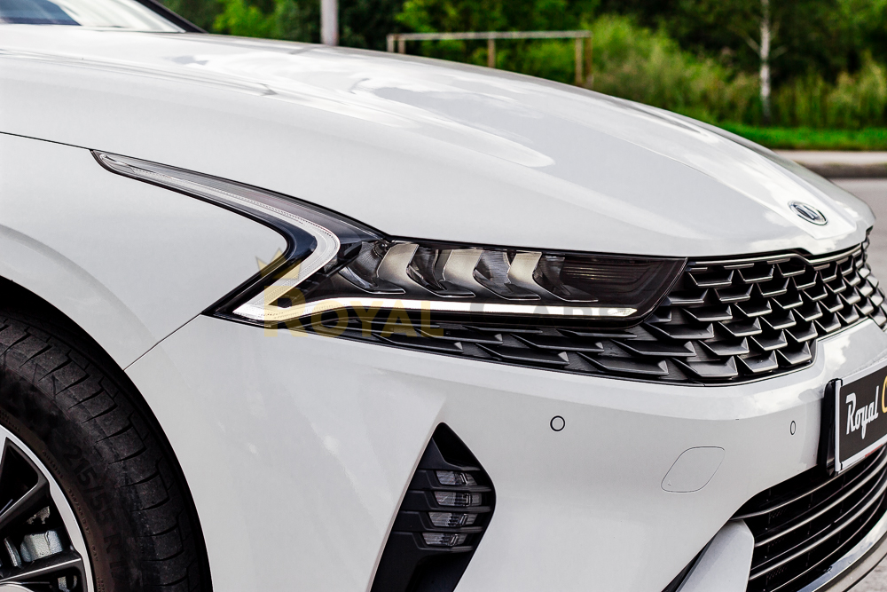 Kia K5 Luxury — кадр 4 из 11