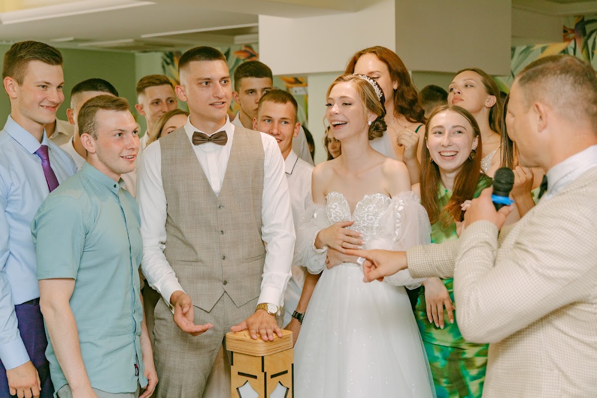 Виктор и Анастасия