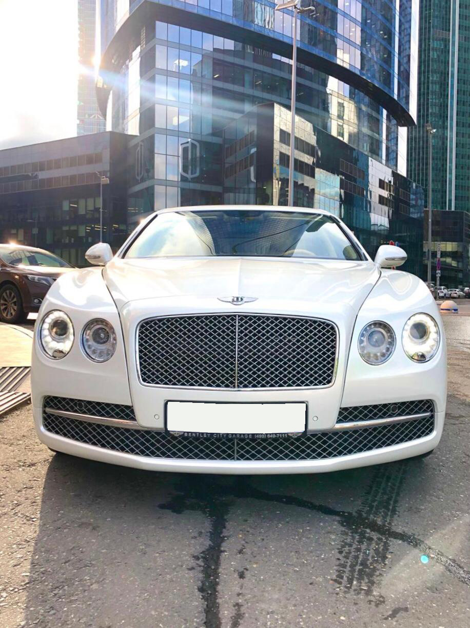 Bentley Flying Spur New — кадр 2 из 5