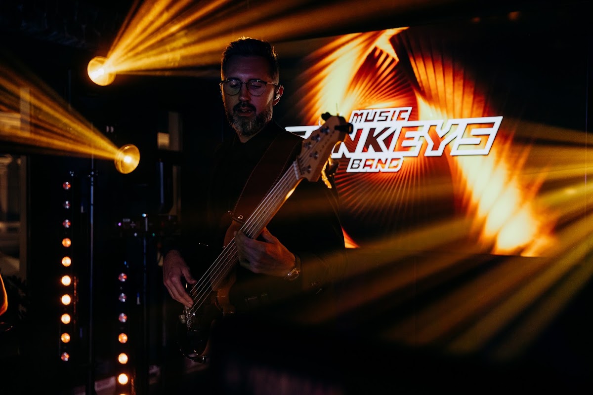 Свадьба в ресторане Луч в Нижнем Новгороде с кавер-группой Funkeys Music Band