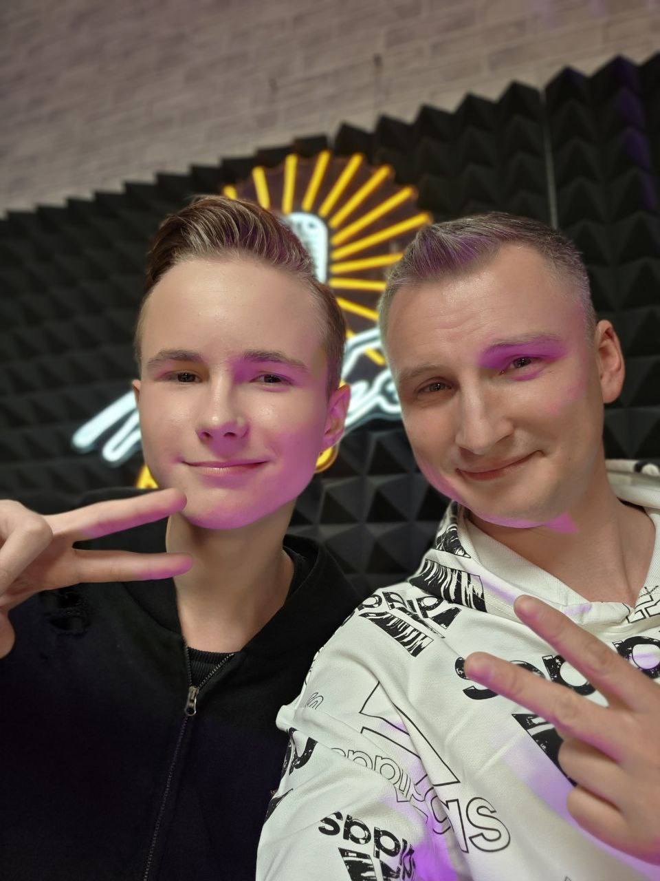 Обычная внесвадебная жизнь:)