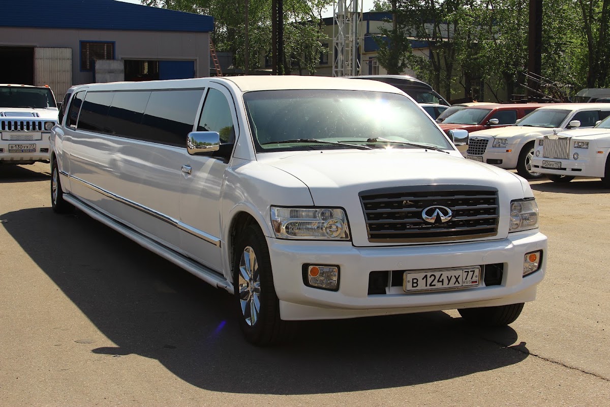 Infiniti QX56 гос № 124 — кадр 2 из 13