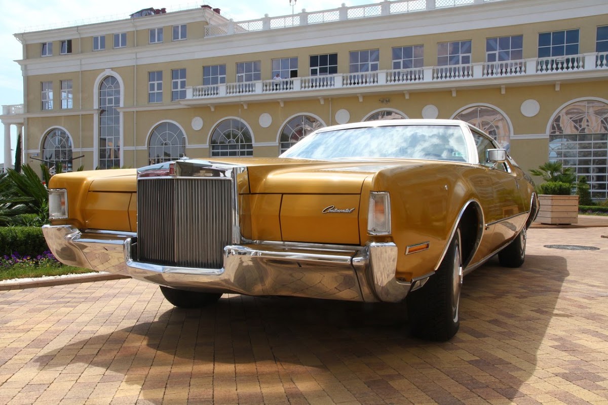 Lincoln Mark IV 1972