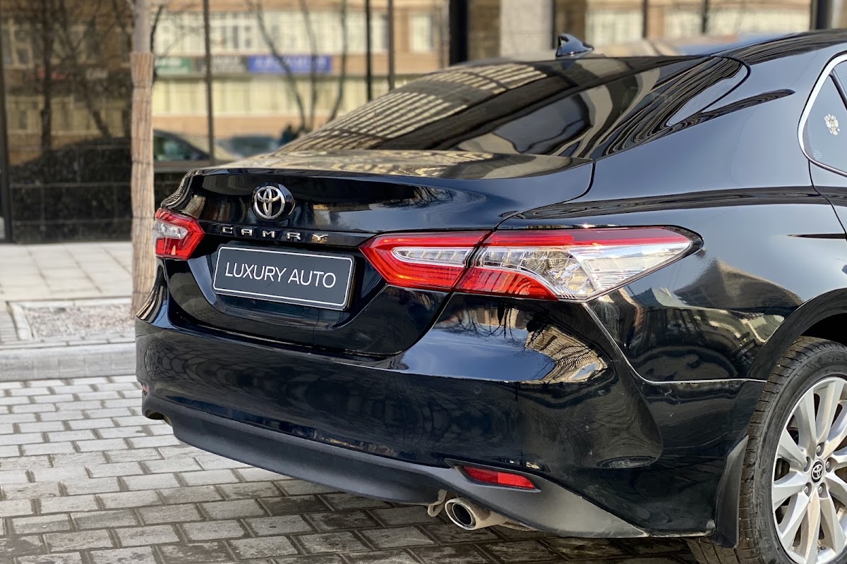 Toyota Camry 70