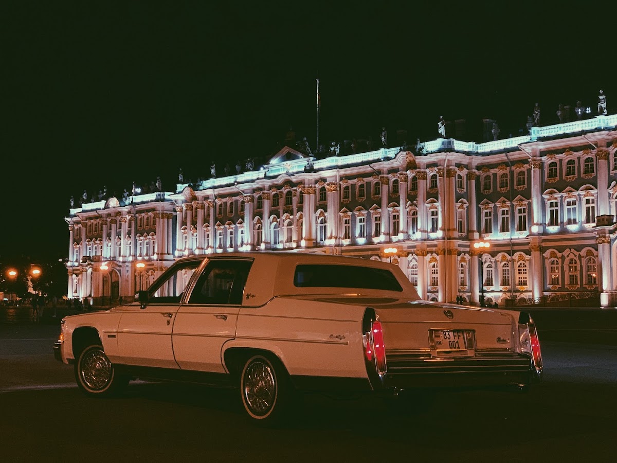 Cadillac Fleetwood — кадр 4 из 10