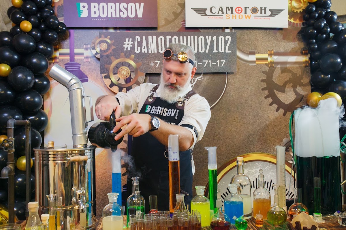 Самогон-шоу — кадр 3 из 19