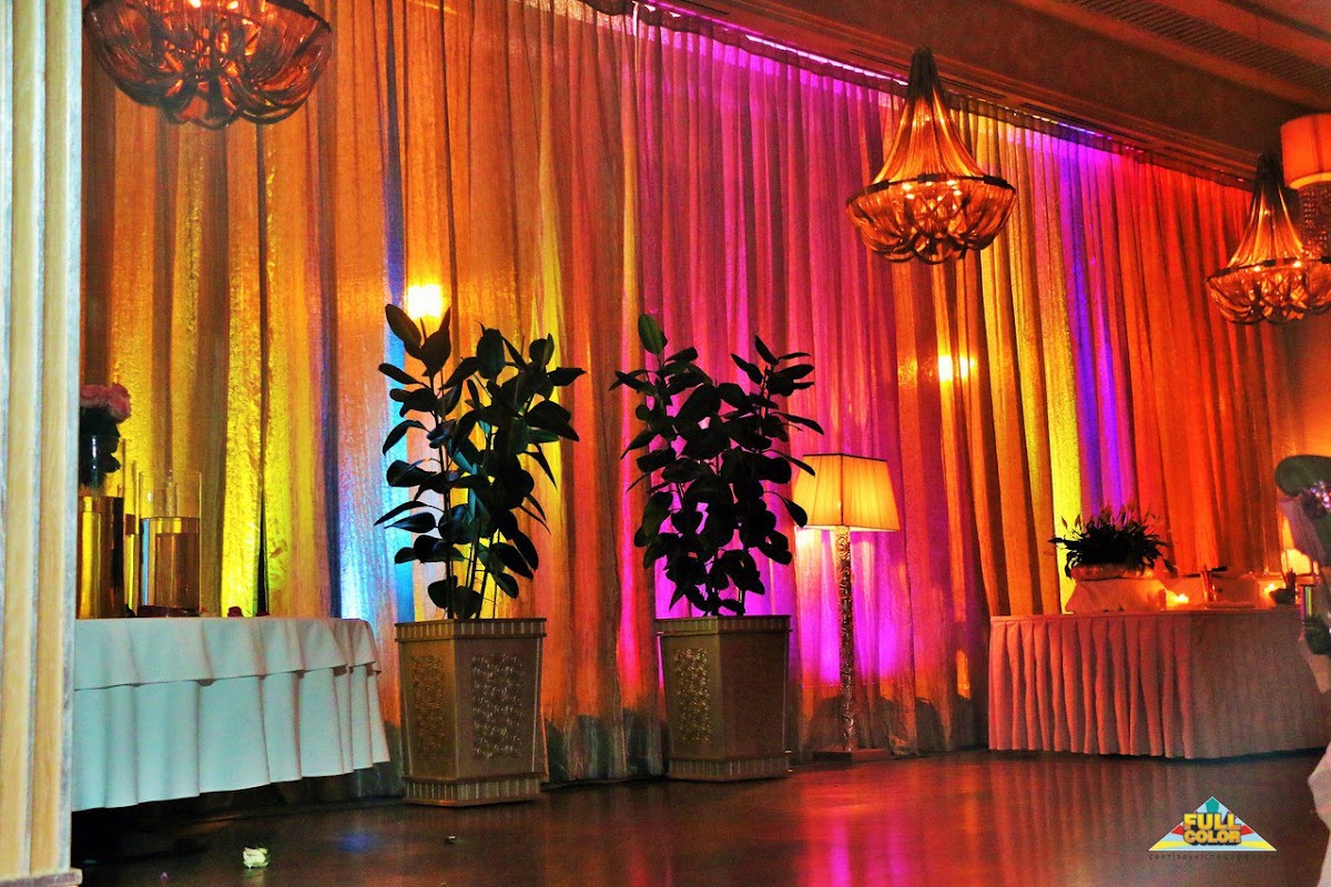 Full-color Show