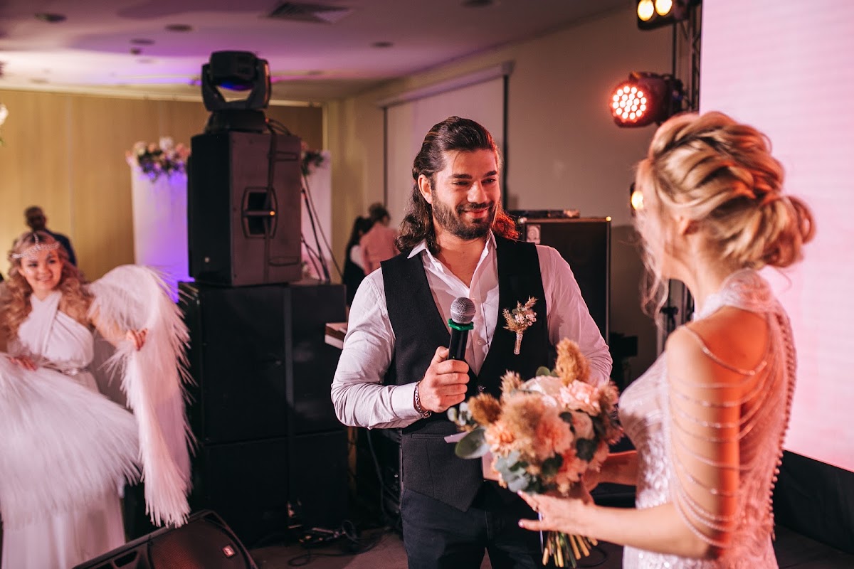 Русско-английская церемония для Ксении и Нуреттина на Wedding Fest 2021