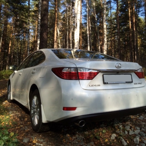 Lexus ES250 — кадр 3 из 5