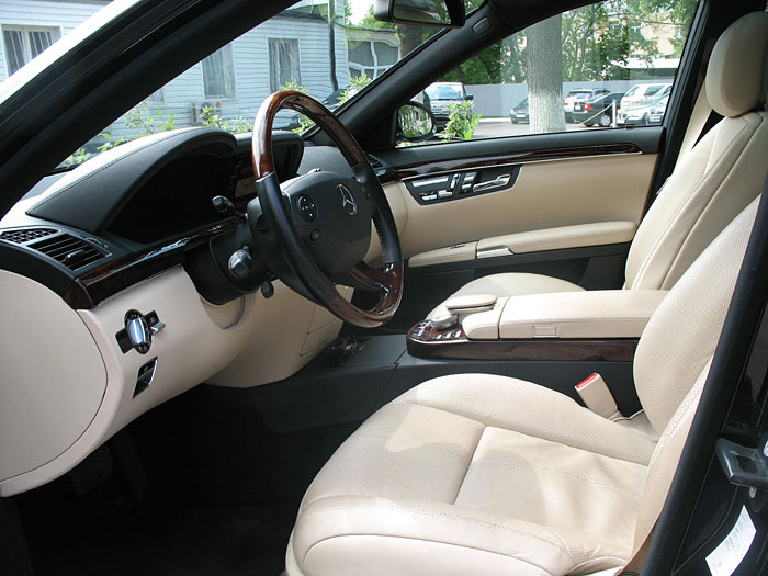Mersedes Benz S500 — кадр 2 из 2