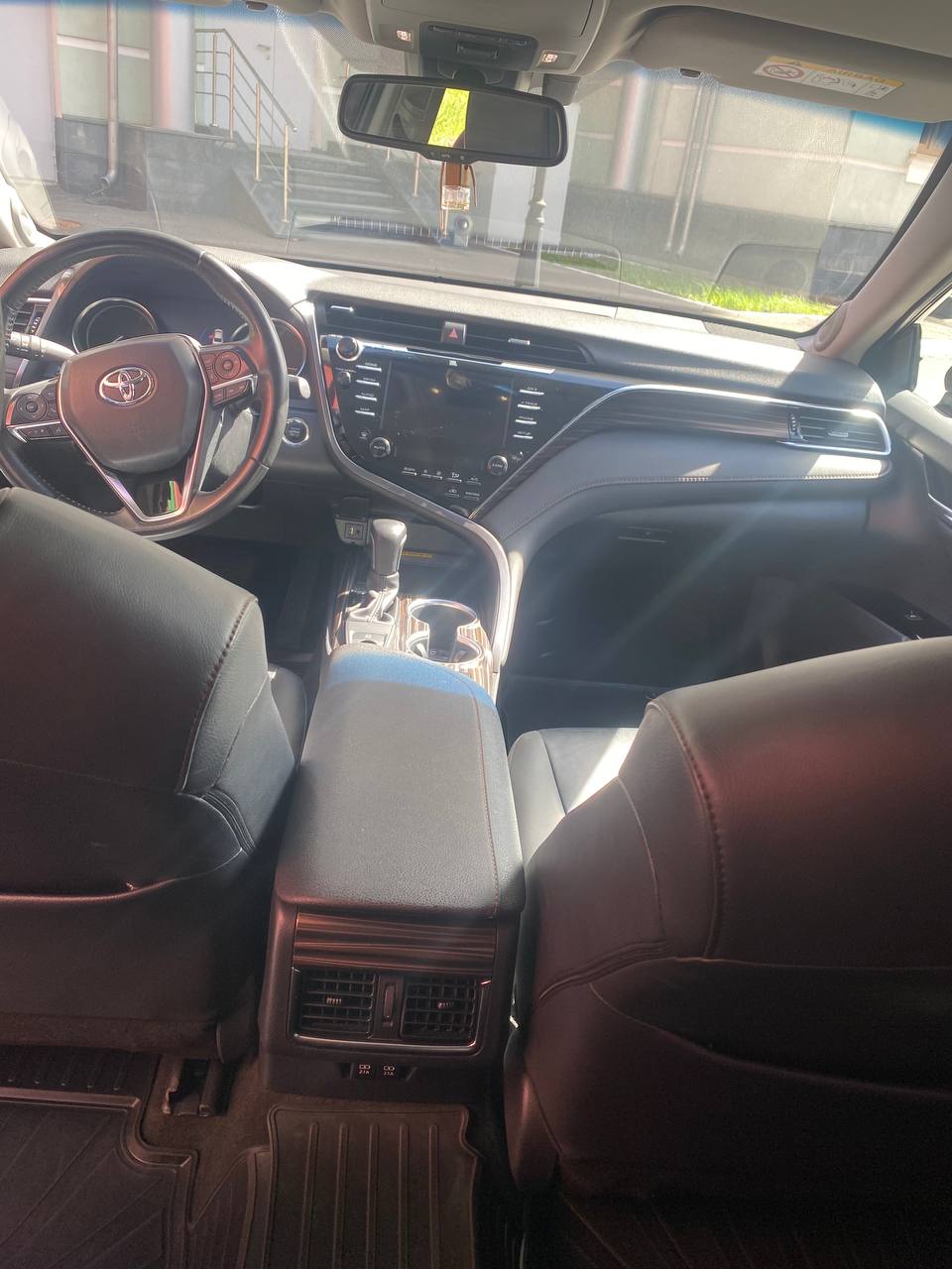 TOYOTA CAMRY