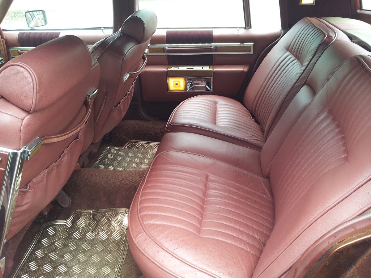 Cadillac De Ville — кадр 4 из 5