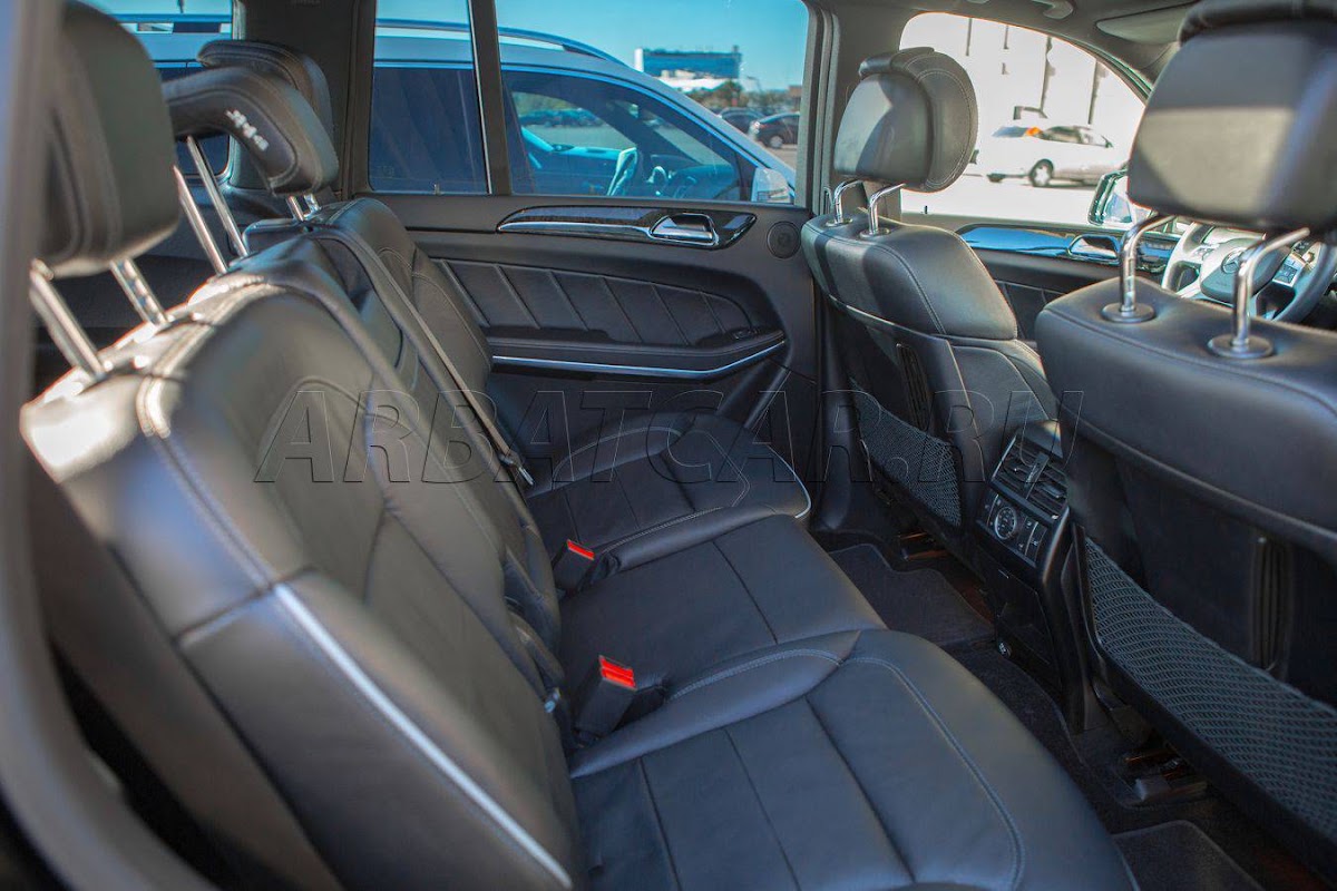 Mercedes GL-class (X166) черный на темном салоне — кадр 4 из 6
