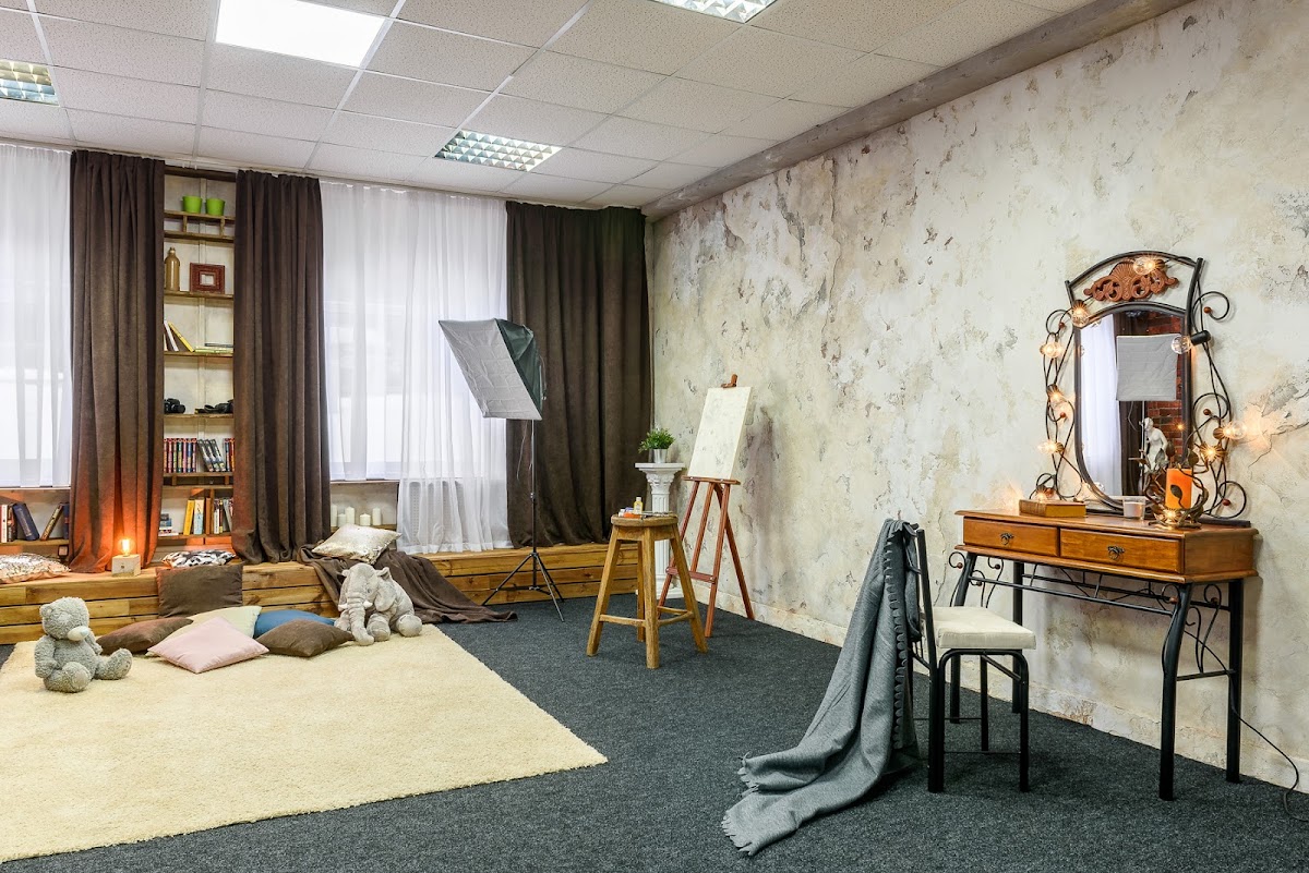 K'MAX Decor location