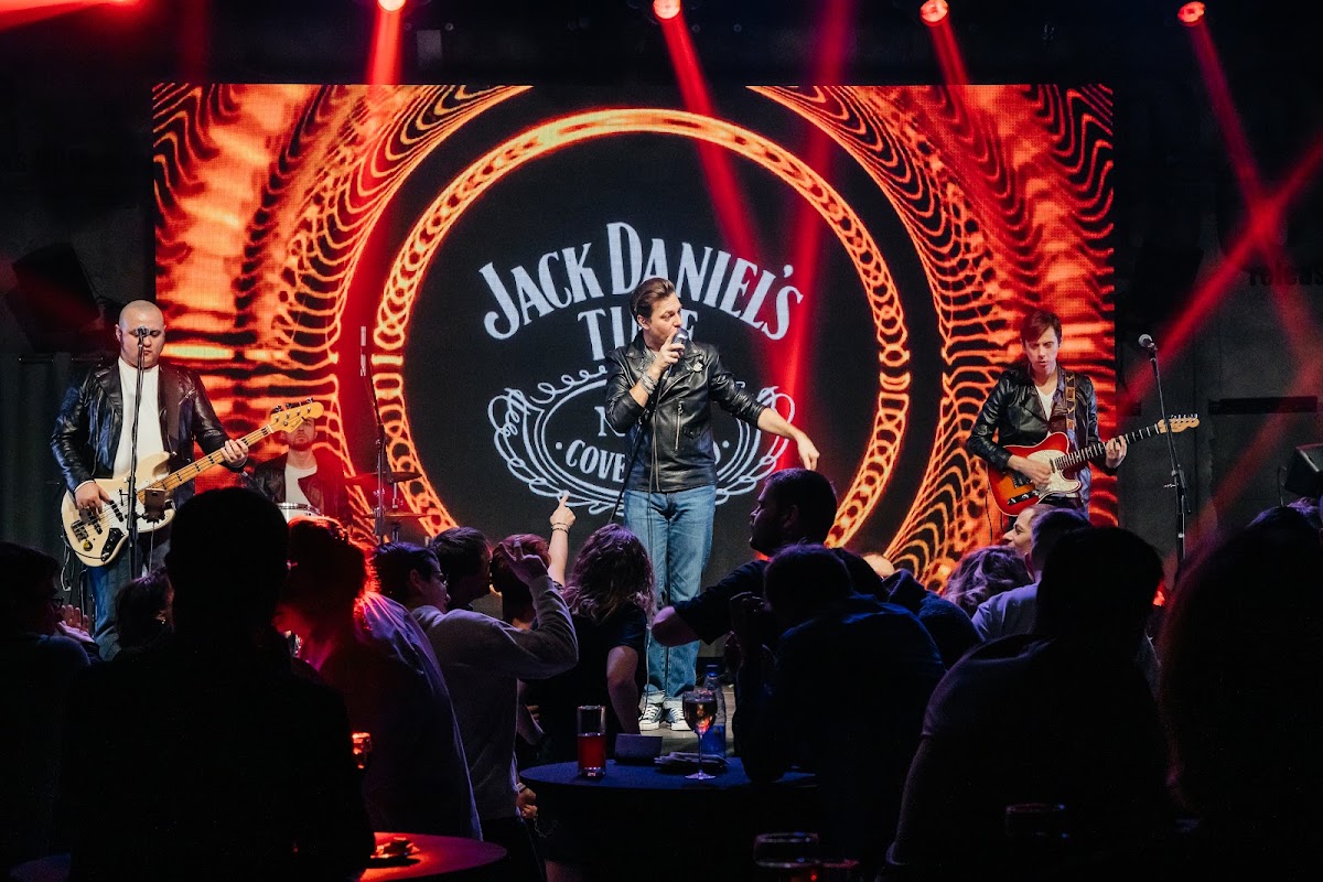 Кавер-группа "Jack Daniel's Time" — кадр 2 из 84