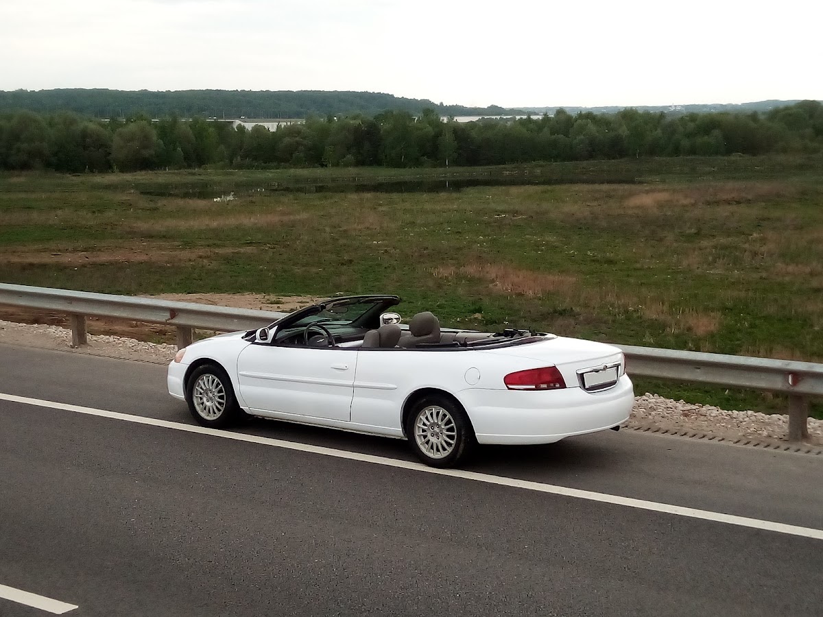 Chrysler Sebring — кадр 2 из 8