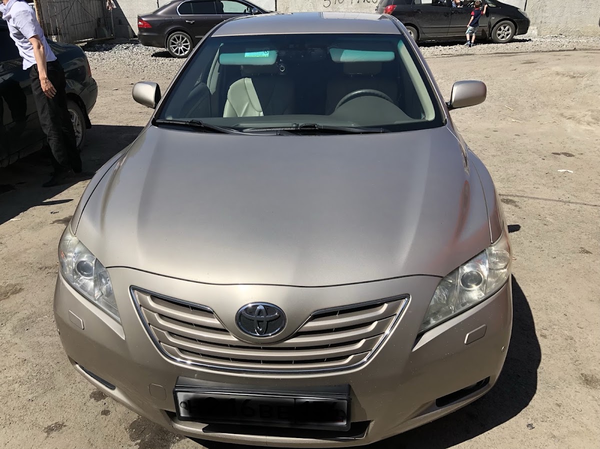 TOYOTA CAMRY