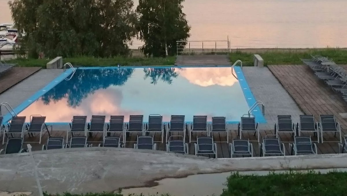 Открытый бассейн