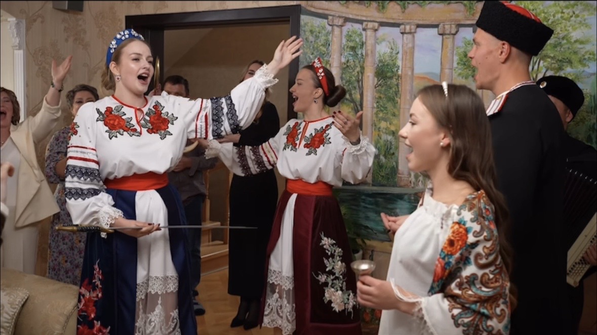 Сватовство, выкуп 🪗