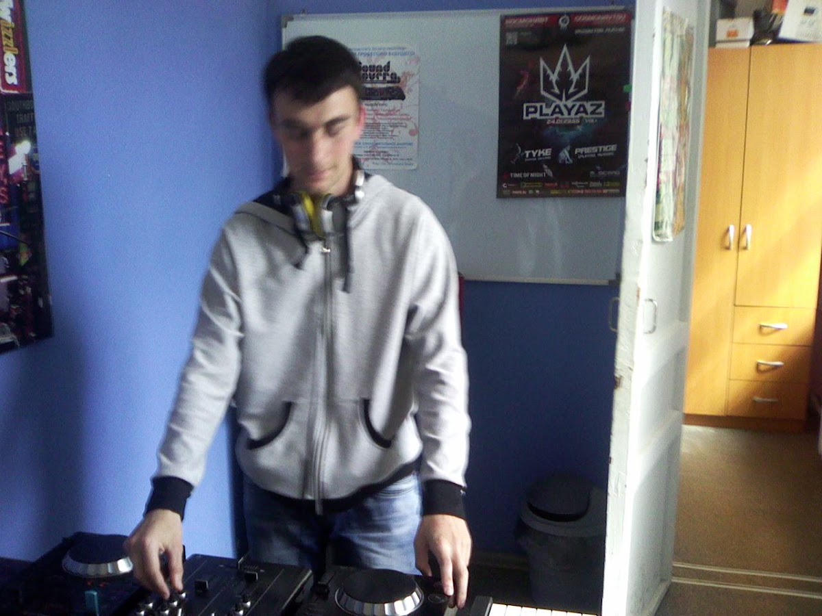 Dj Alex Waks