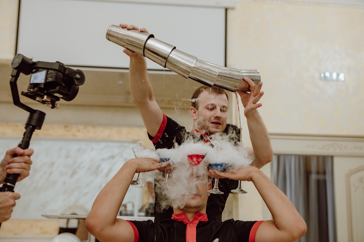 Виктор и Любовь