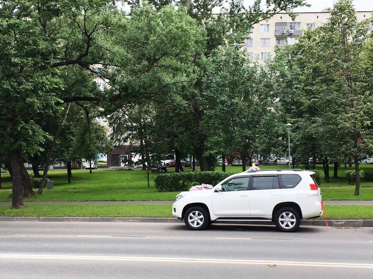 Тойота Land Cruiser 200