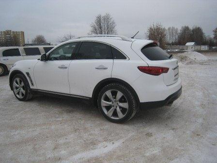 Infiniti FX 37S — кадр 3 из 4