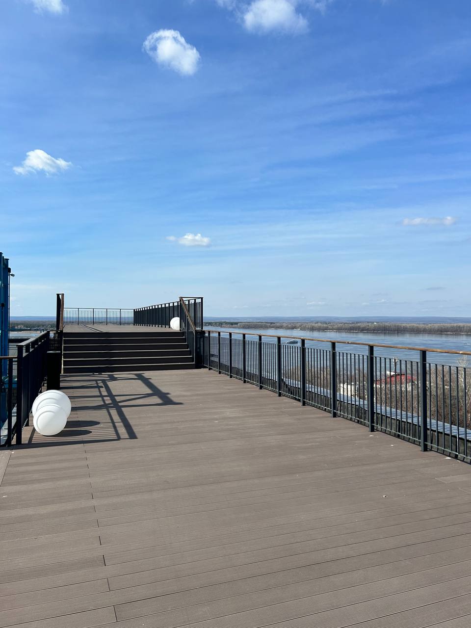 Крыша (Rooftop)