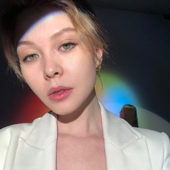 Полина Голузина