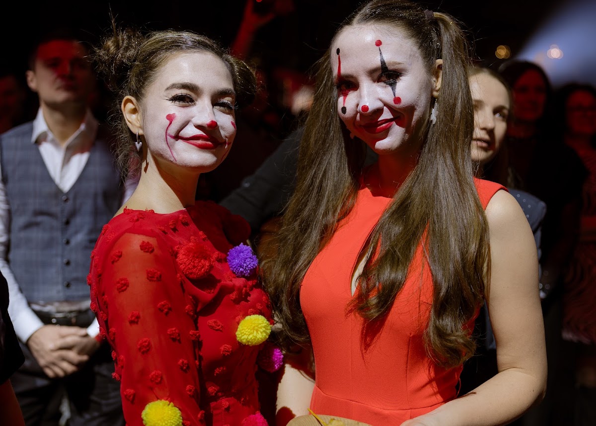 СОВКОМБАНК Circus Perfomance