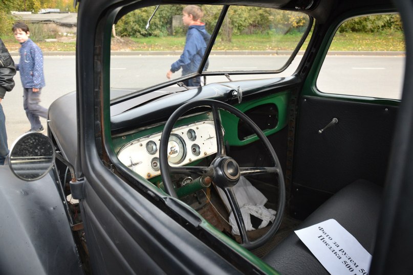 Ford Pickup — кадр 3 из 3