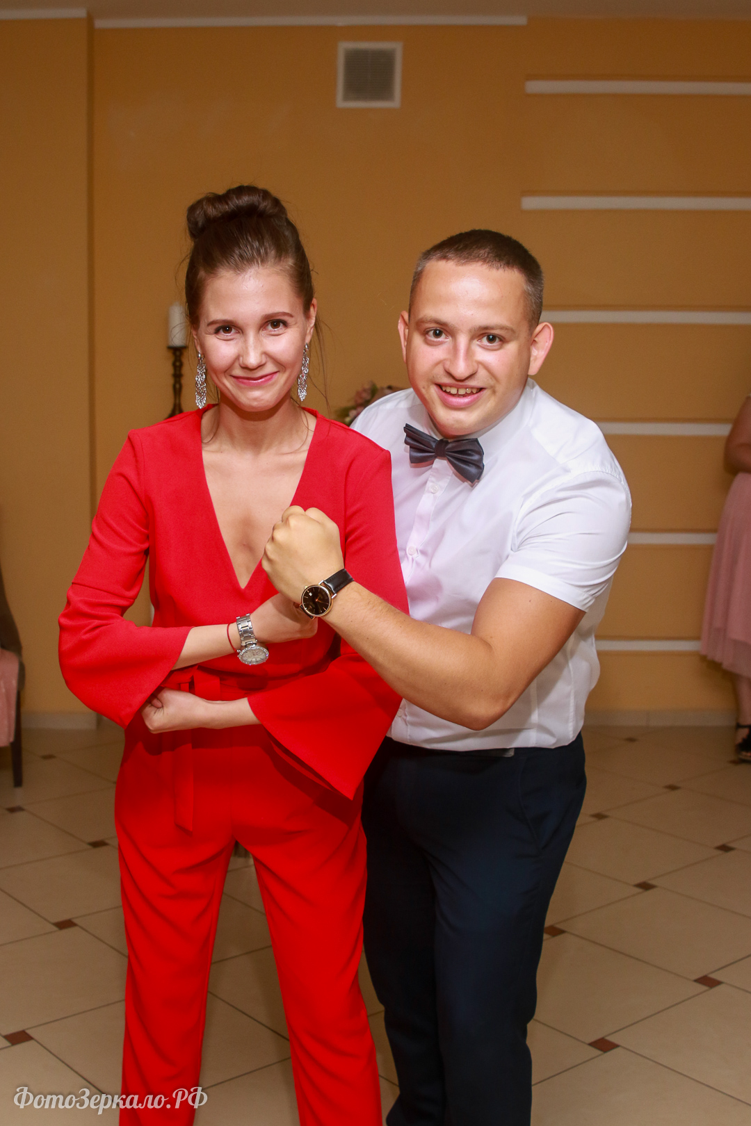 Отдаем все фото в электронном виде с дополнительной профессиональной обработкой