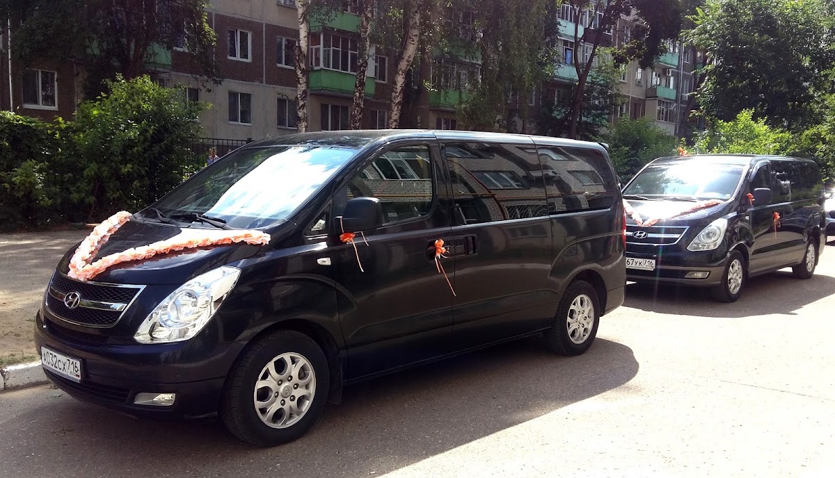 Hyundai Starex