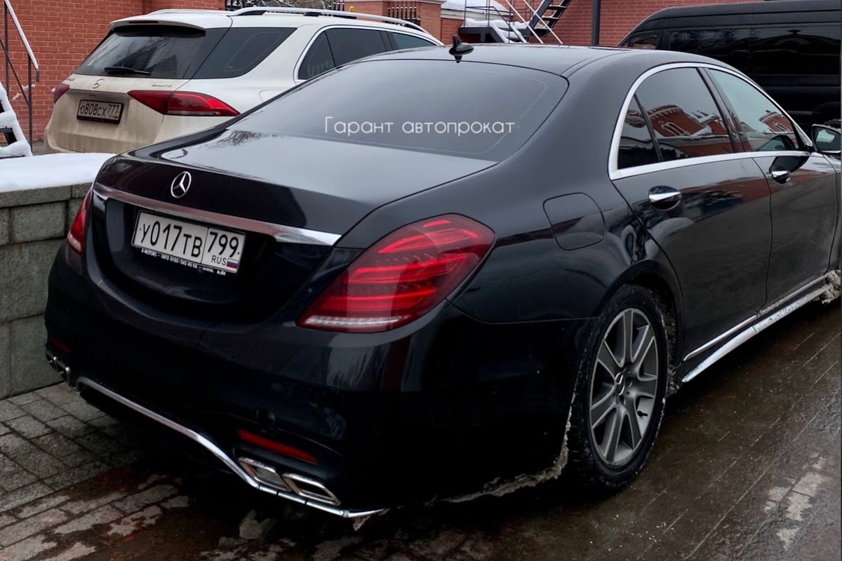 Mercedes Benz S-class 222