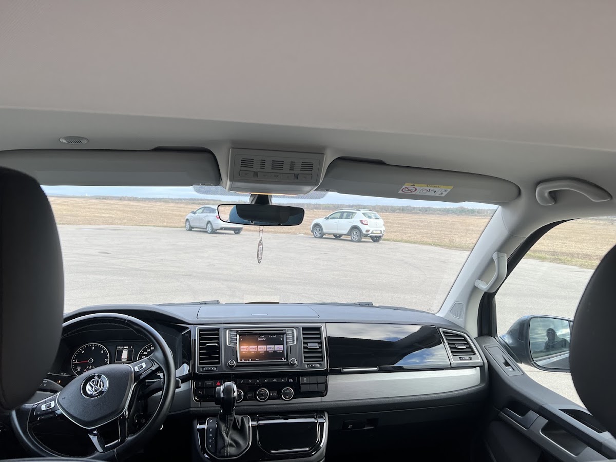 Volkswagen Multivan 6.1