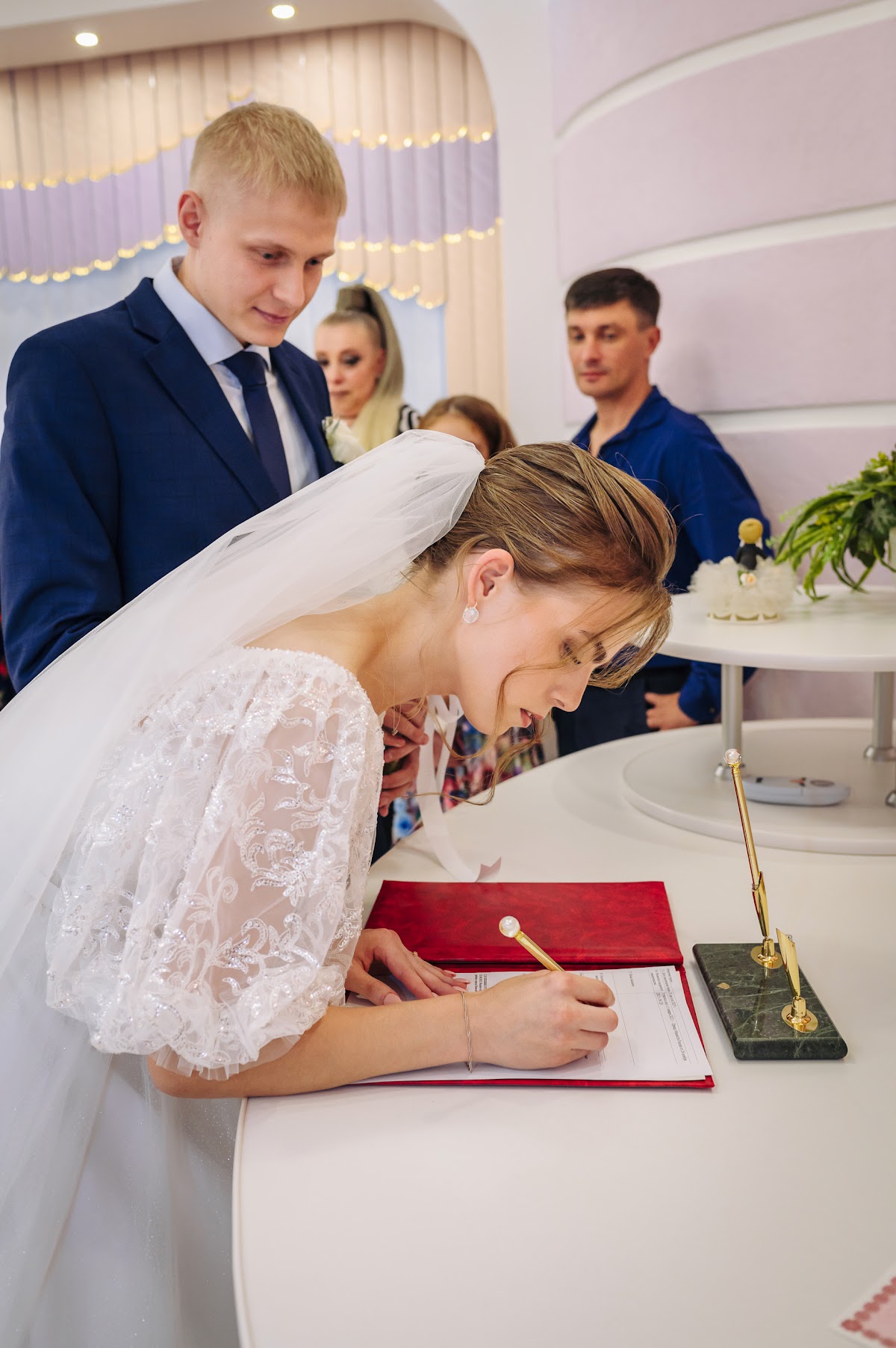 А и В